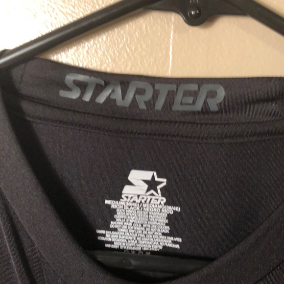 black starter athletic shirt - Picture 2 of 4